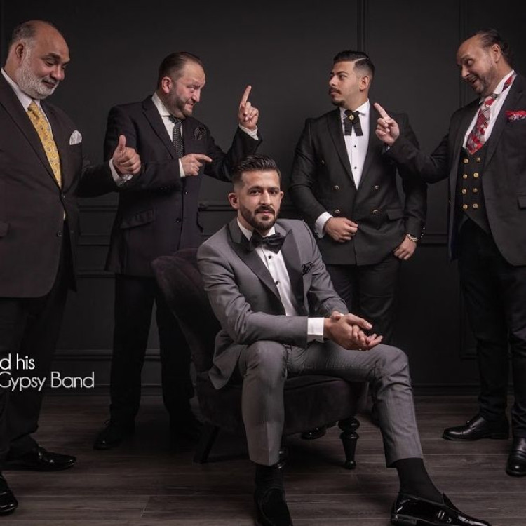 Duka Elemér és a Gipsy Chamber Orchestra